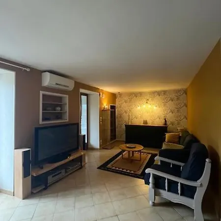 Maison Confort Avec Jardin Hotel
